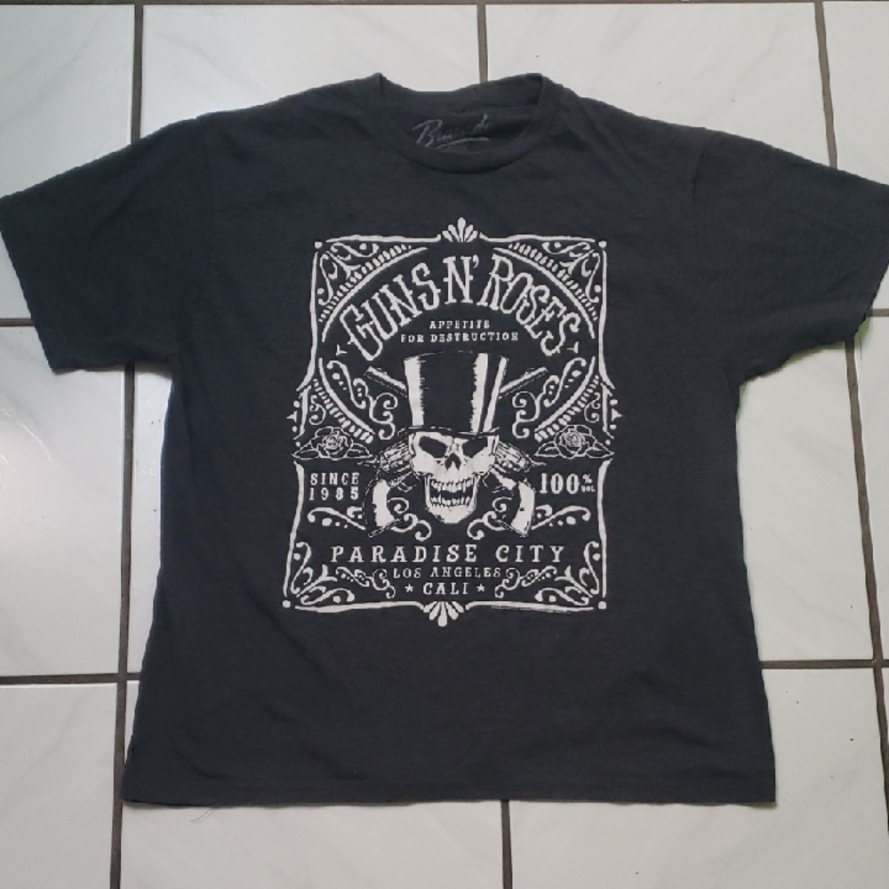 Like new vintage "Bravado"  Guns N' Roses short sleeve tshirt